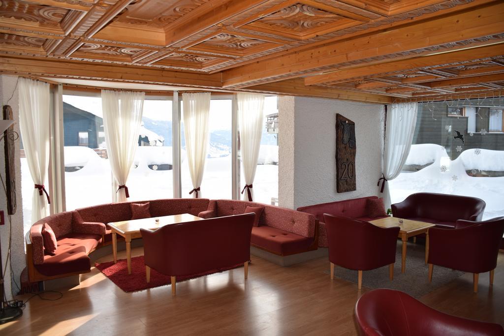 Des Masques Hotell Anzère Exteriör bild