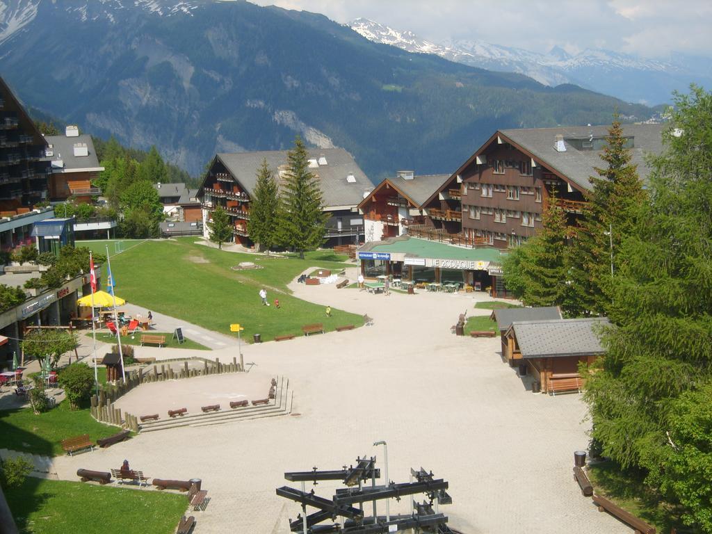 Des Masques Hotell Anzère Exteriör bild